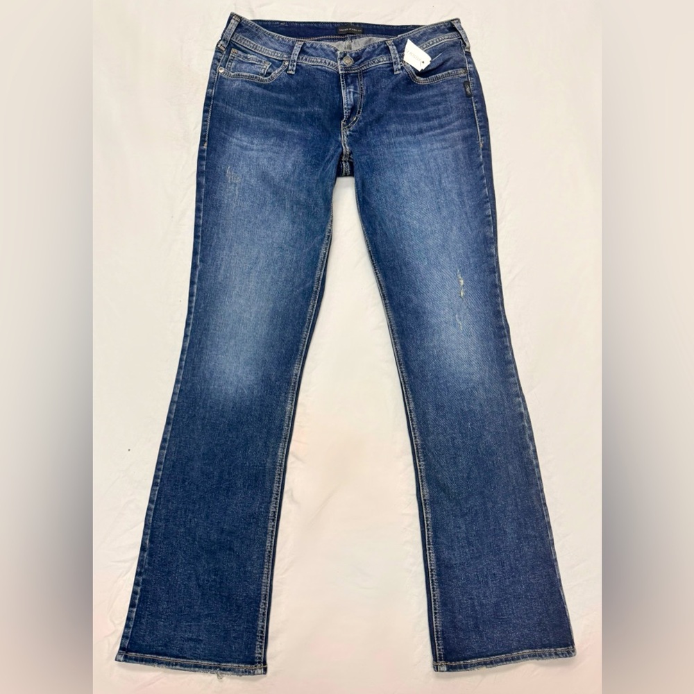 BRAND NWT Silver Jeans Co. “Elyse” Mid Rise Lightly Destr. Bootcut Jeans W33xL33